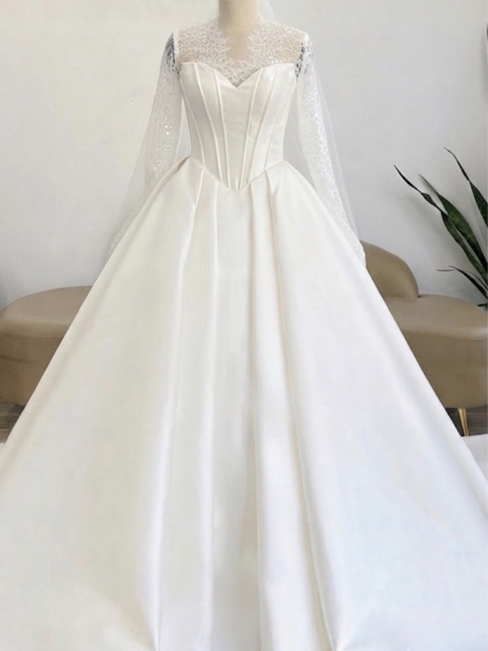 Elegant Ivory Ball Gown Wedding Dress with Lace Illusion Neckline